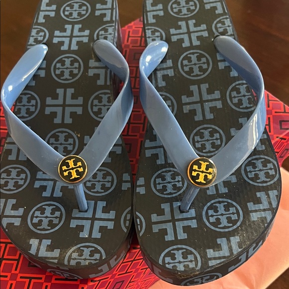 Tory Burch Navy and Light Blue Flip Flops Wedge heel - Picture 4 of 4